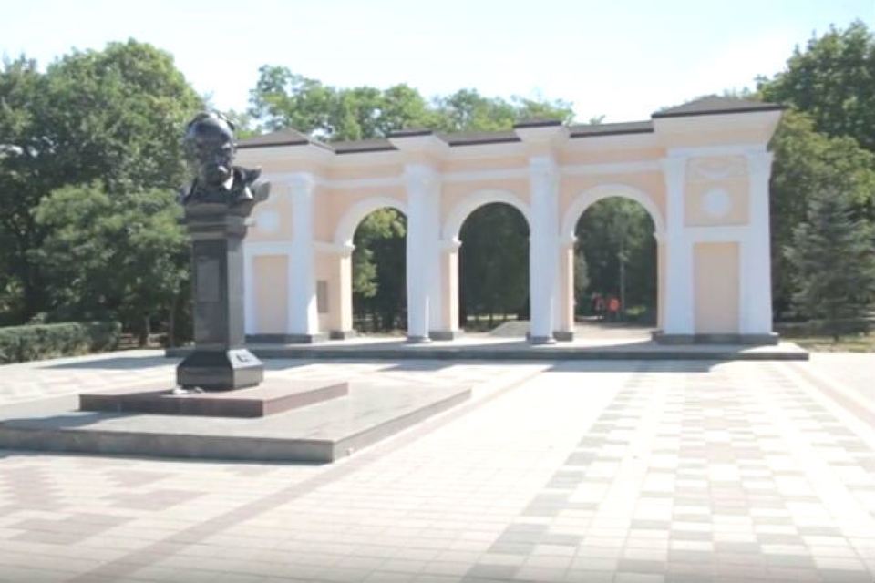 центральный_район_Симферополь.jpg центральный_район_Симферополь.jpg