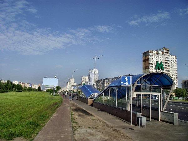 Метро_Вырлица_Киев.jpg Метро_Вырлица_Киев.jpg